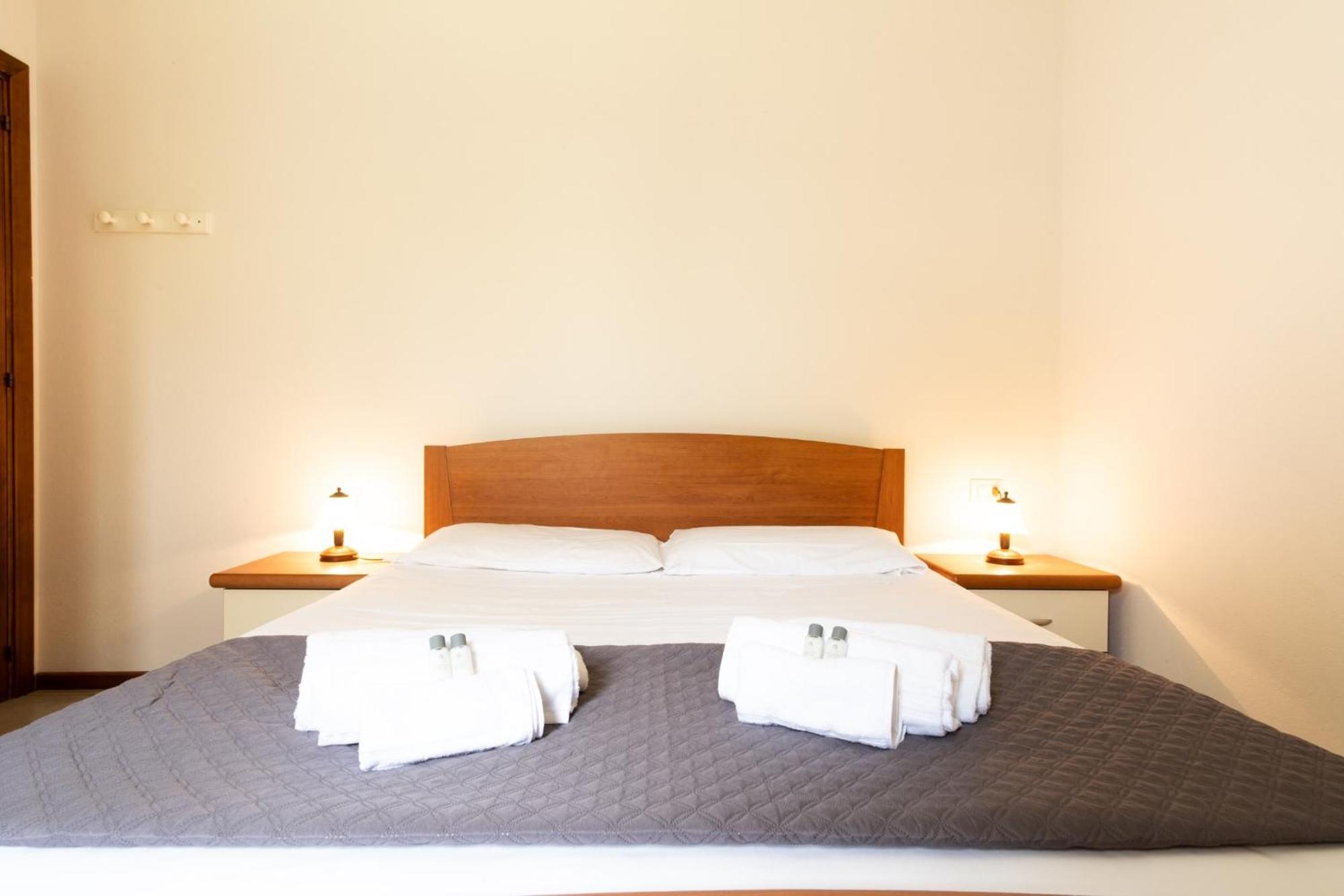 Apartment Mirto 2 *